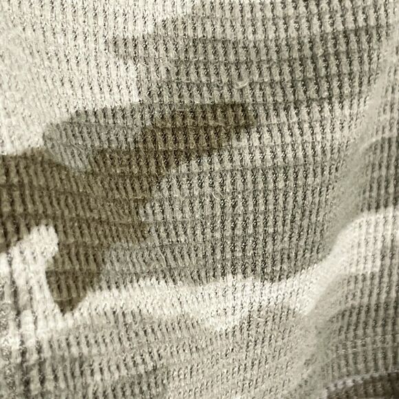 American Eagle V Neck Sweater Sz L Side Slits Camo Olive Green Waffle Knit Boho - Picture 5 of 8